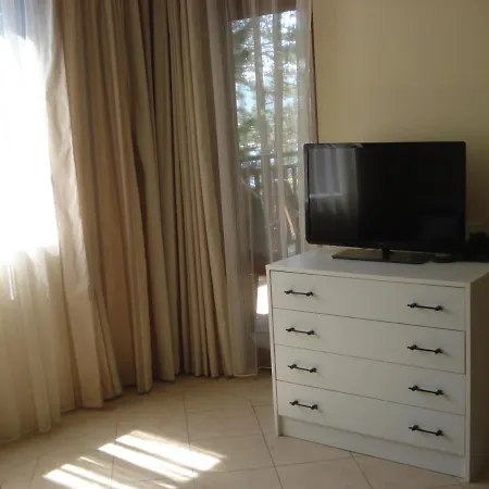 Deluxe In Sveta Marina Village *